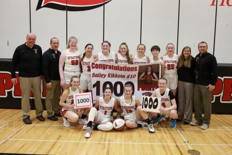 Senior Bailey Rikkola becomes the fifth person to score 1,000 Points