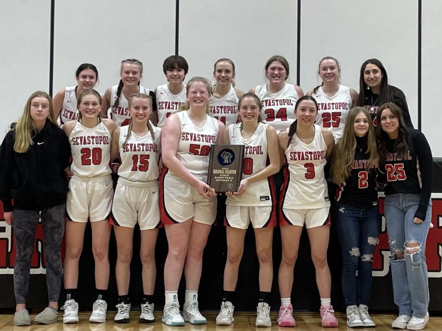 Girls Basketball Takes Conference  and Regional Titles in historic season