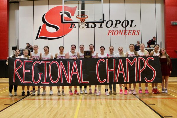 Girls’ Basketball Are Regional Champions